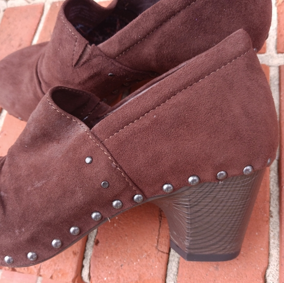 Dansko Nadine Brown Suede Clogs Size 37 - Picture 10 of 16